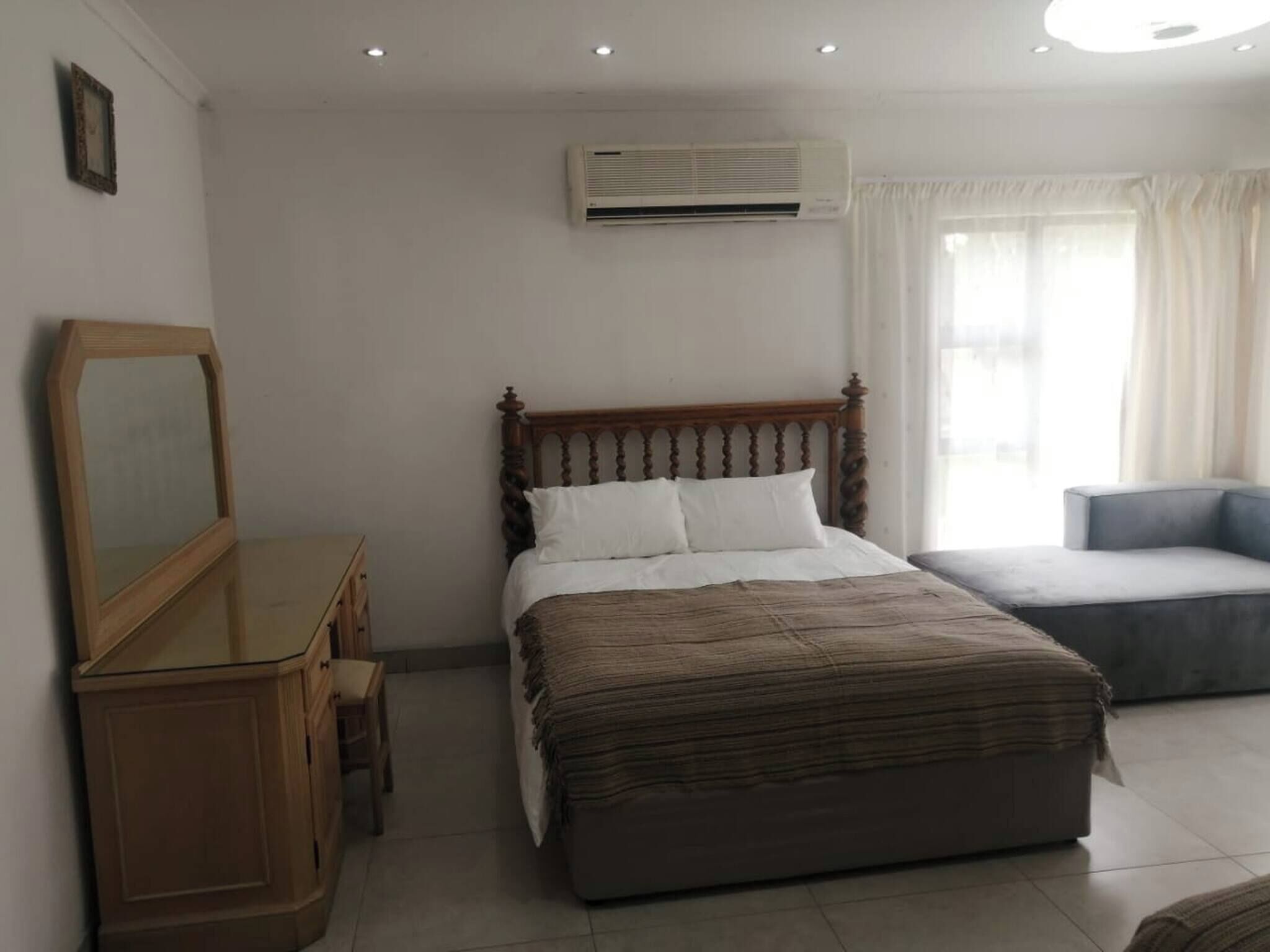 Maison, 4 chambres, accessible aux personnes à mobilité réduite, balcon