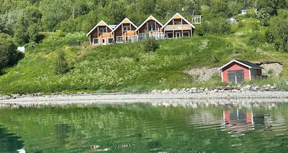 Beautiful Villa with Ocean Views, Between Lyngen and Tamok