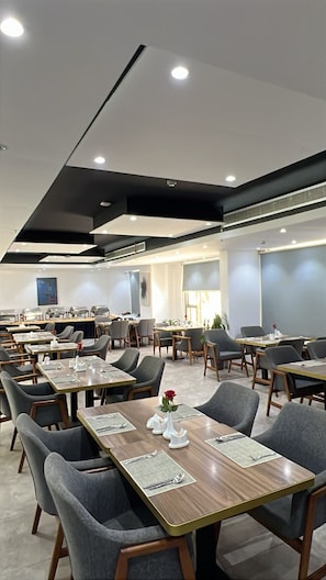 Restaurant - Medhal Hotel (Jeddah)