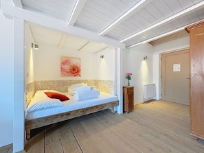 1 habitación, cuna de viaje y wifi gratis 