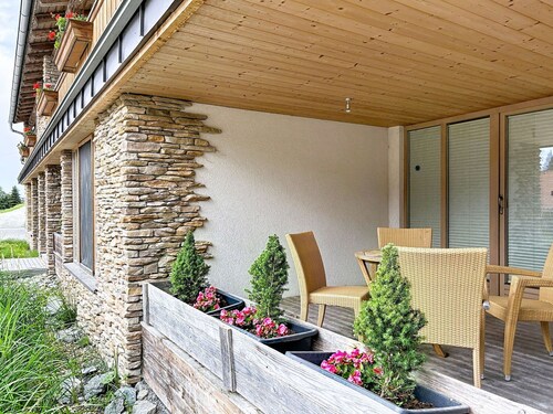 Herrliche Wohnung in einem Ferienhaus für 6 Leute mit TV, Terrasse und Haustiere erlaubt