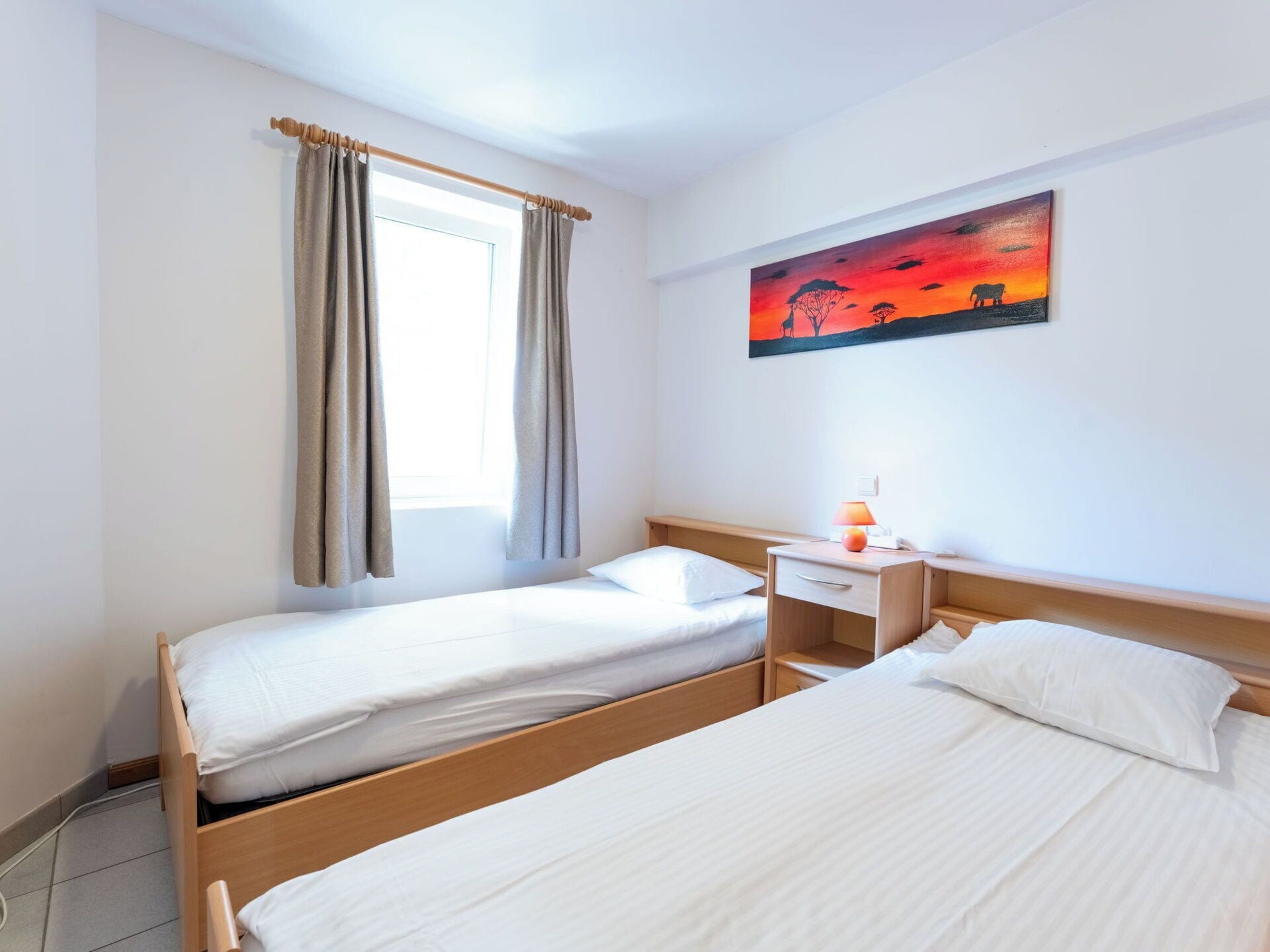 2 Schlafzimmer, Reisekinderbett, kostenloses WLAN
