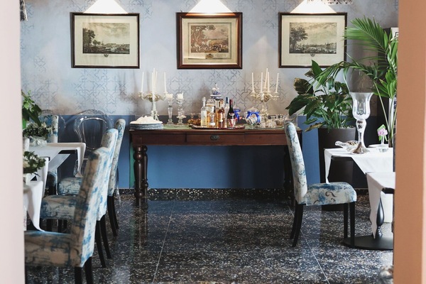 Autumn, Dining Room, Spring, Summer