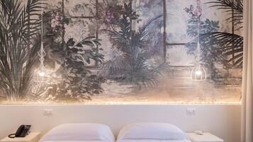 12 Schlafzimmer, Bügeleisen/Bügelbrett, Reisekinderbett