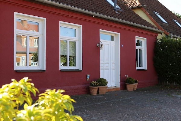 Außenansicht des Hauses mit Ferienwohnung