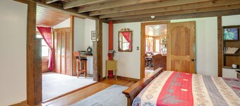 On Horse Farm! Home w/ Pond Access in Spring Creek