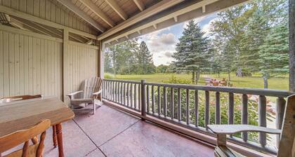 Walk to Conneaut Lake Park Resort! Quiet Home