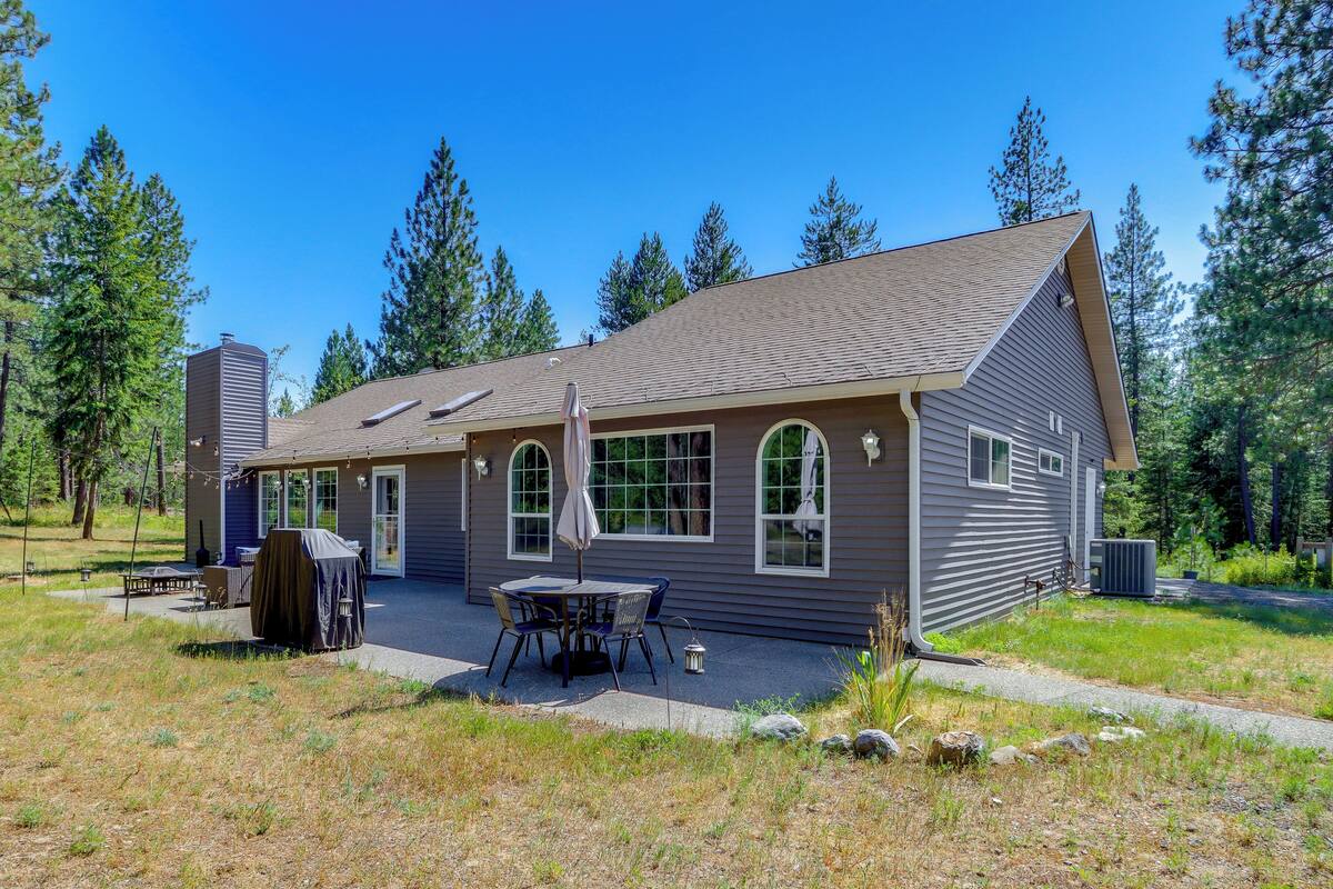 House (2 Bedrooms) | Front of property