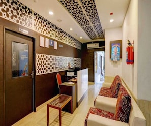 House | Reception - Hotel O Thrissur Railway Junction (Thrissur)