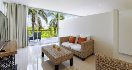1st Level Modern 2BR | Infinity Pool & Beach