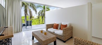 1st Level Modern 2BR | Infinity Pool & Beach