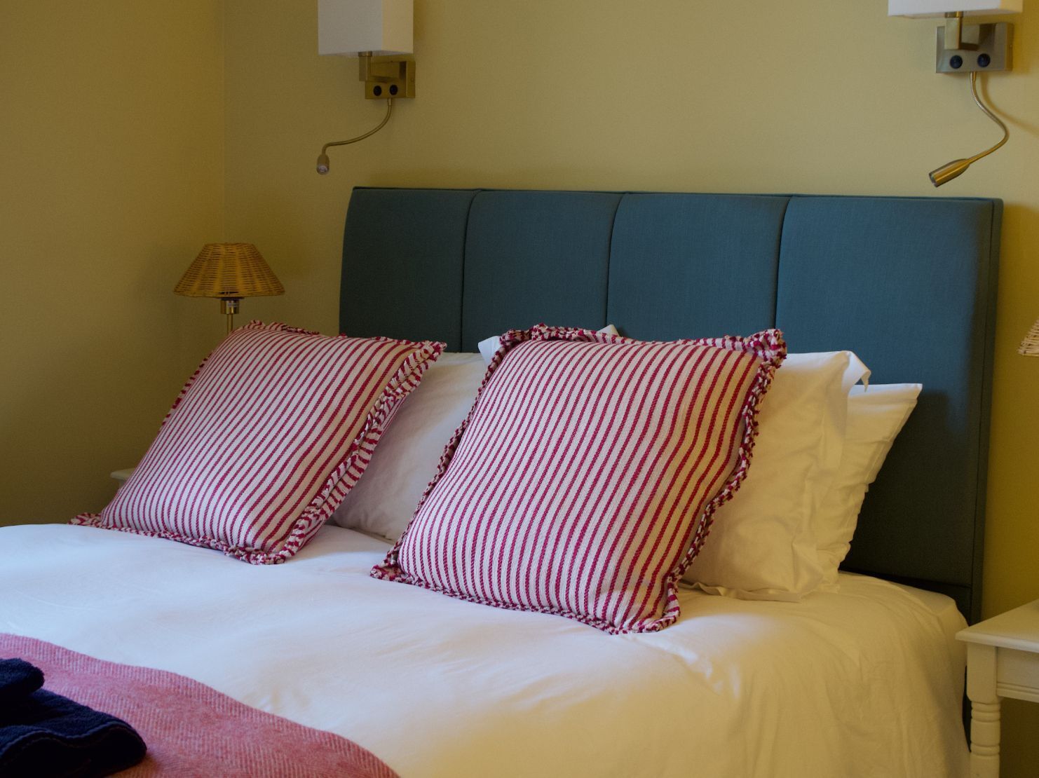 2 slaapkamers, een strijkplank/strijkijzer, gratis wifi, beddengoed