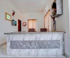 Casa | Recepció