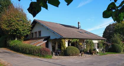 Gîte Le Bonnefroy, abords des Mille Etangs et sur le versant sud des Vosges