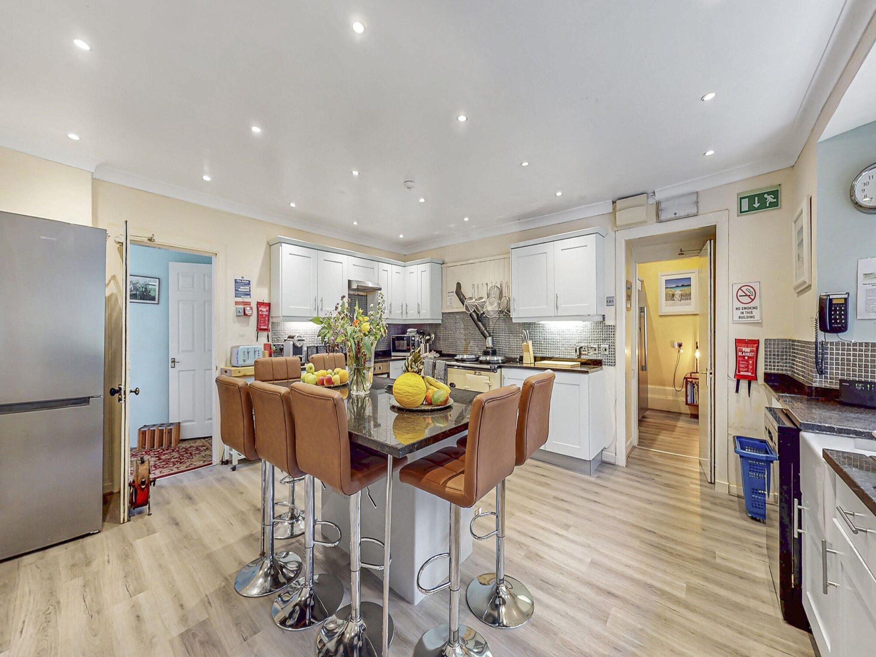 House | Dining