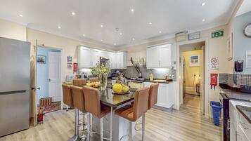 House | Dining