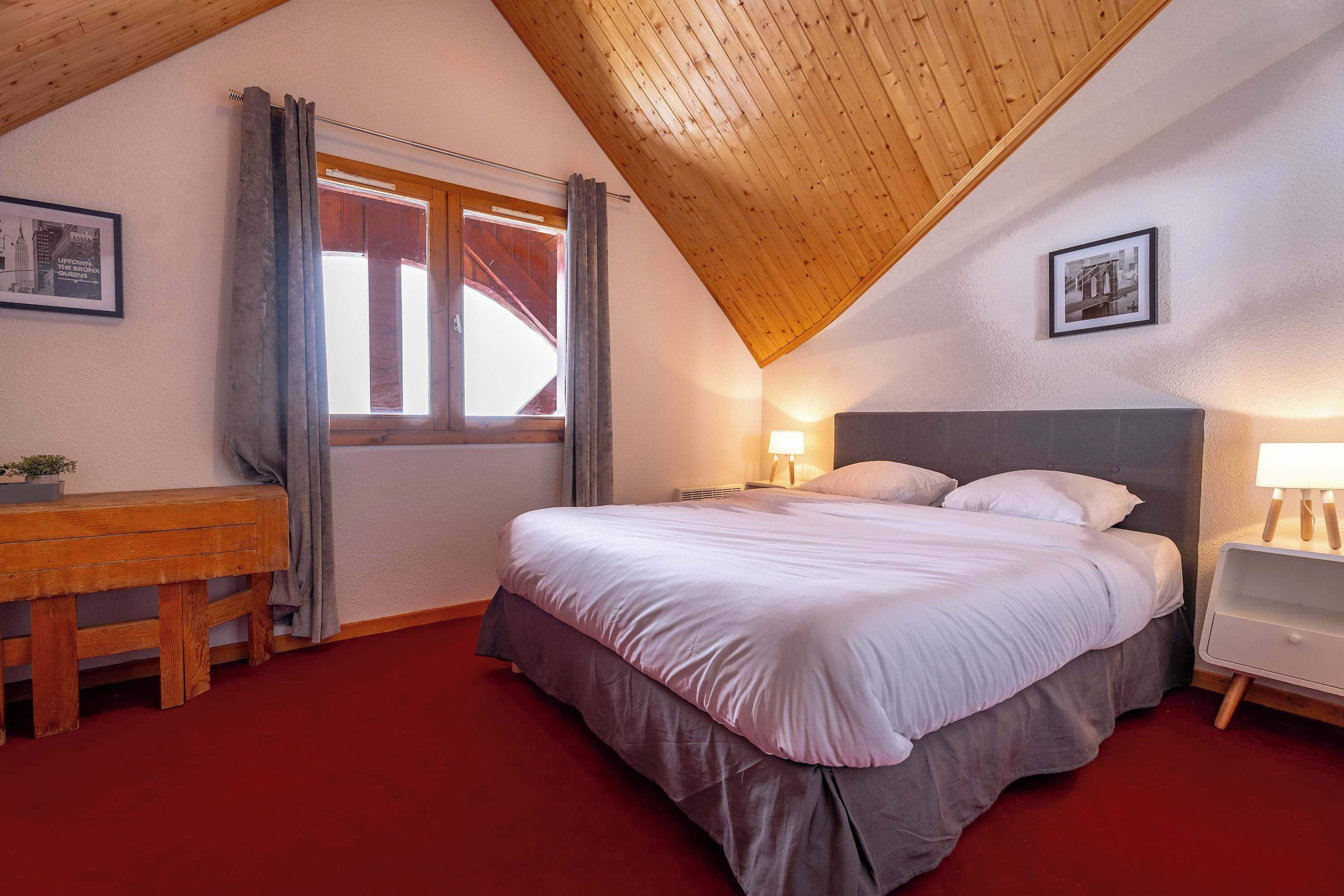 3 bedrooms, iron/ironing board, WiFi