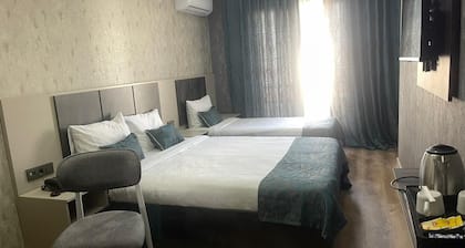 REAL HOTEL