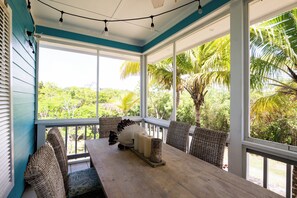 Unclassified image, 3 of 47, button - Fabulous Island retreat 4-bedroom house with private Dock & lift (Hope Town)
