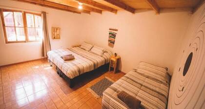 Vacation home for up to 14 people (with Starlink)