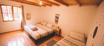 Vacation home for up to 14 people (with Starlink)
