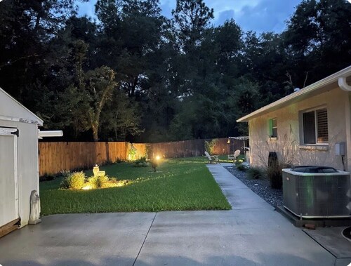 A Little Paradise with a Heated Pool! Near Rainbow Springs