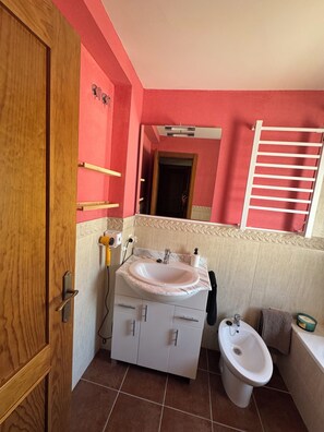 Bathroom - RURAL HOUSE, LA ALBORADA DE LA ALGARA (El Ronquillo)