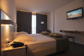 Comfort Double Room | Free WiFi - Chez Maria Julia Boutique Hotel (PALMAREJO)