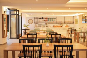 Dining - Chez Maria Julia Boutique Hotel (PALMAREJO)