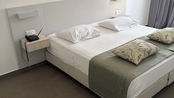Comfort Double Room | Katil lipat simpan/tambahan, Wi-fi percuma, cadar katil