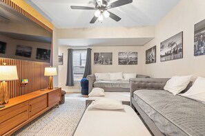 5 bedrooms, desk, iron/ironing board, free WiFi
