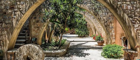 Villa, 2 Schlafzimmer, Balkon, Gartenblick | Garten