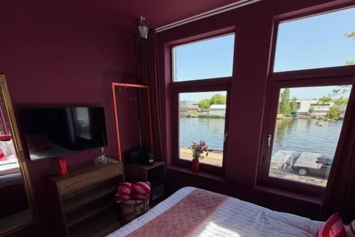 Double Room, Canal View
