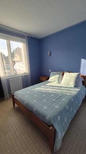 Iron/ironing board, internet, bed sheets - A 5-minute walk from the beach, this house is perfect for a family (Pornic)