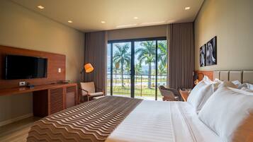 Premium bedding, minibar, in-room safe, desk