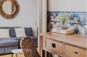 Interior - Azul Tile - Super Central, Historical Tiles, AC (Lisboa)