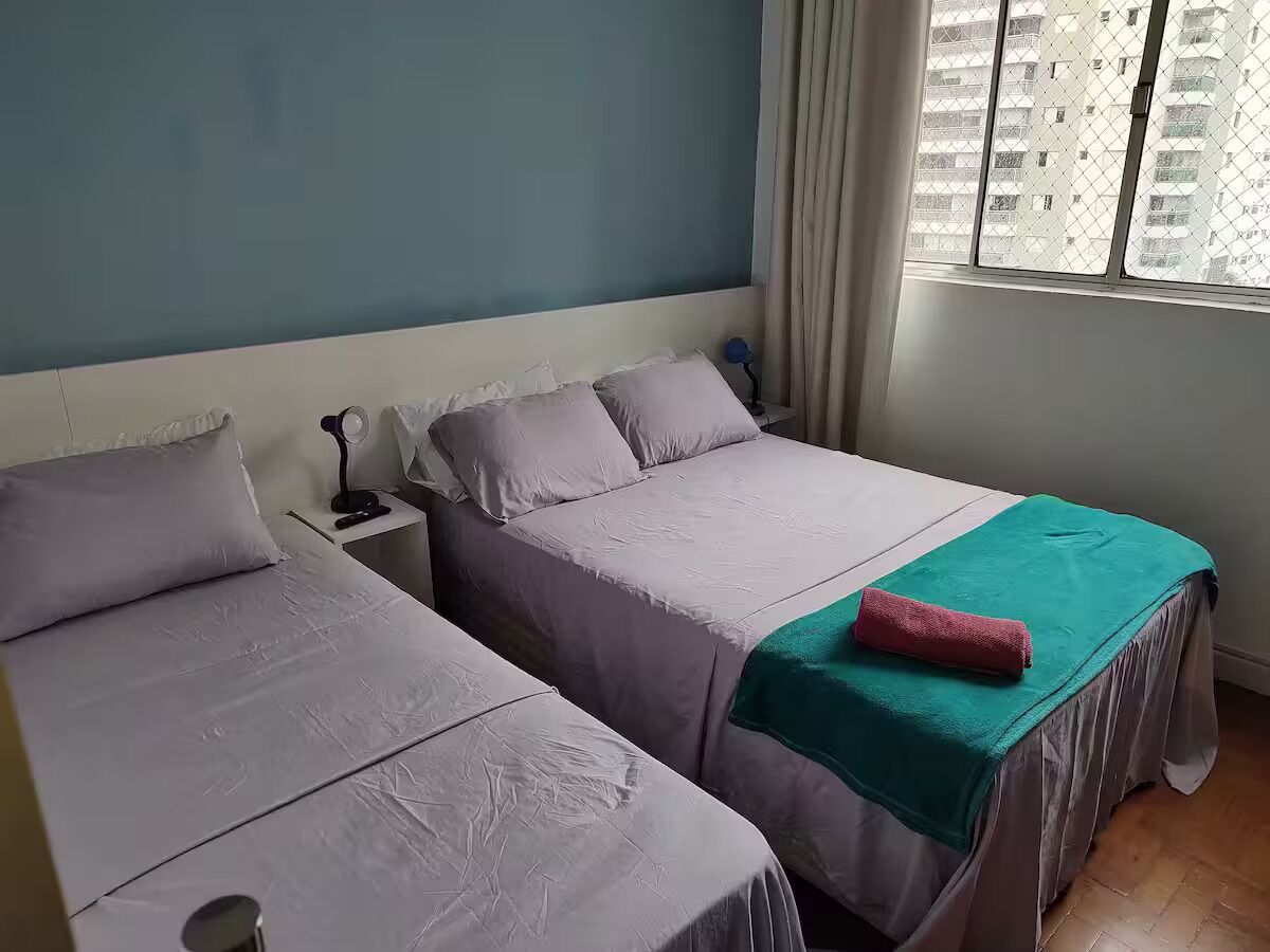 Tabla de planchar con plancha y wifi gratis 