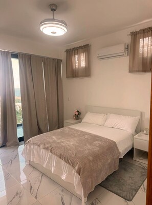Room - 3-bedroom house in charming Cabrera with cool AC breeze (Cabrera)