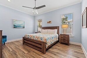1st Floor King Bedroom - Shore Beat Works - Emerald Water (Miramar Beach)