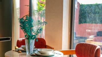 Apartamento básico | Restauración
