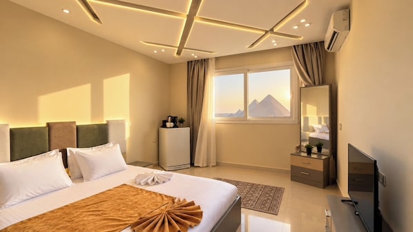 Premium Family Room with Panoramic Pyramids View
