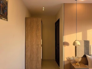 Luxury Jacuzzi Room with Private Terrace