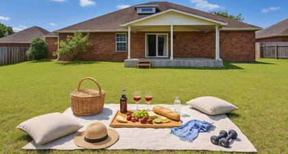 6BR Family Home Near Twin Hills Fire Pit