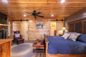 Interior - Land Harbor Lodge (Newland)