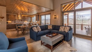 Interior - Birds Nest Retreat at Eagles Nest (Banner Elk)