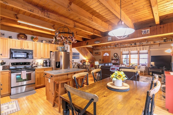Interior - Country Life (Vilas)