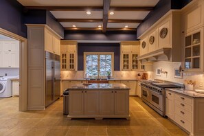 Interior - The Castle at Valle Crucis (Banner Elk)