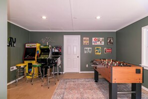 Interior - Snaggys Retreat (Boone)