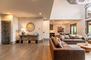 Ảnh chưa phân loại, 3 trong số 42 ảnh, nút