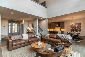 Ảnh chưa phân loại, 2 trong số 42 ảnh, nút